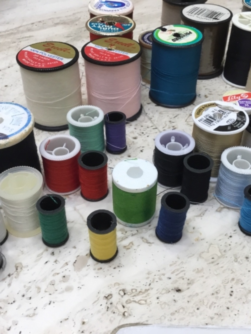 Assorted Thread and Sewing Spool Lot - Multi Color - Picture 4 of 4